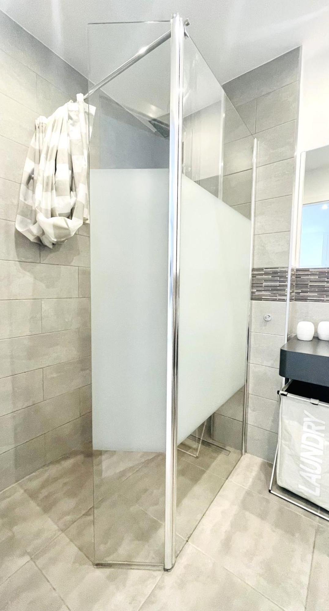 Modern Garden Apartment With A Fantastic Sea View And A Private Garden Sitio de Calahonda Εξωτερικό φωτογραφία
