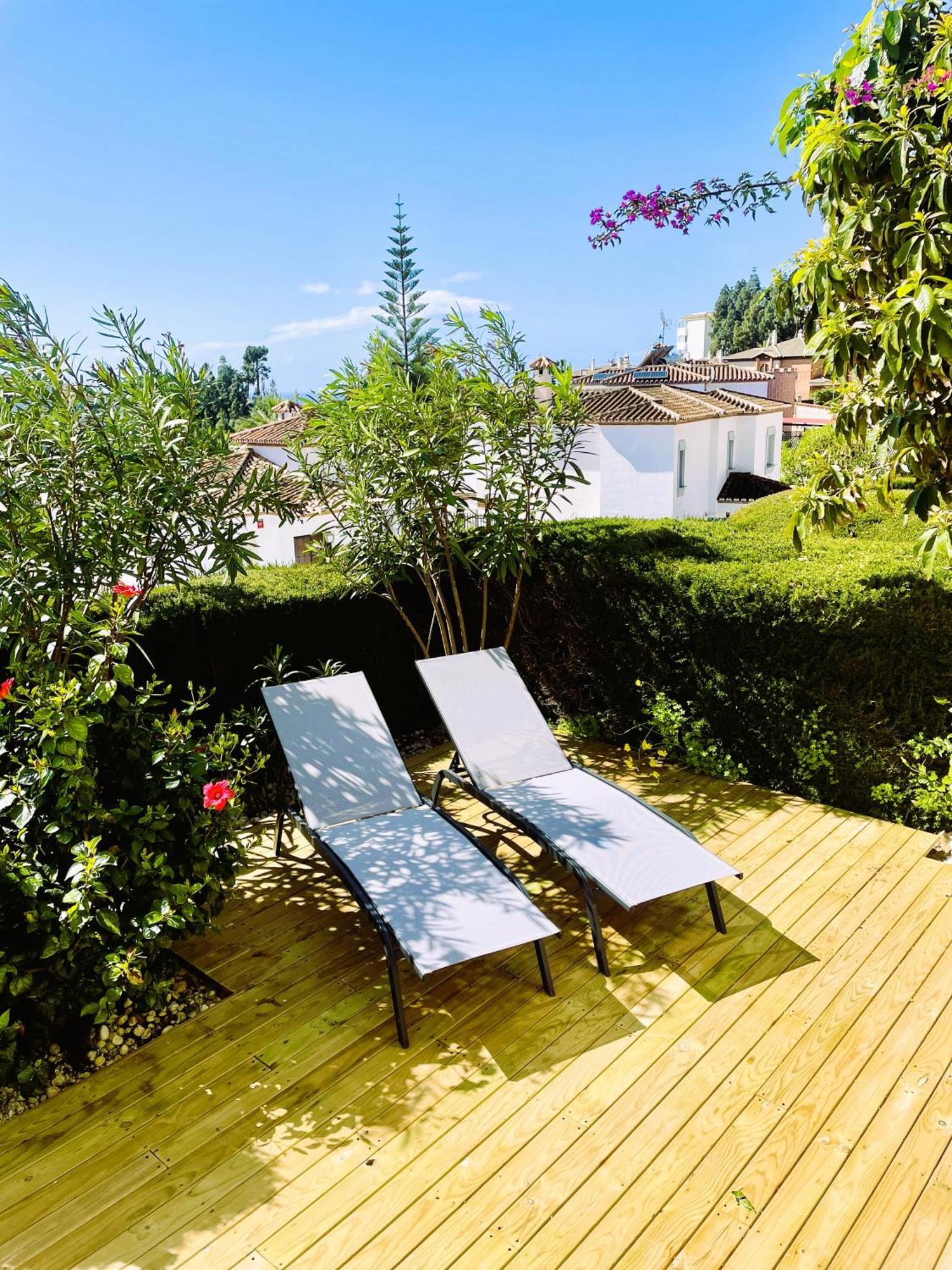 Modern Garden Apartment With A Fantastic Sea View And A Private Garden Sitio de Calahonda Εξωτερικό φωτογραφία